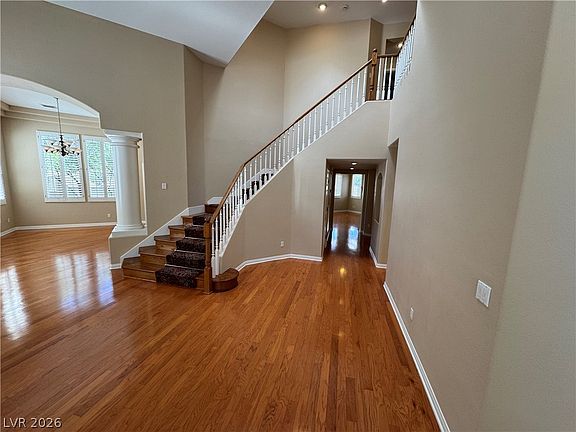 5th image of 2109 Scarlet Rose Dr