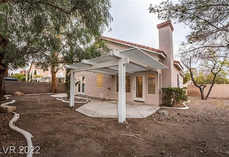 8043 Shadowvale Dr — Photo 28