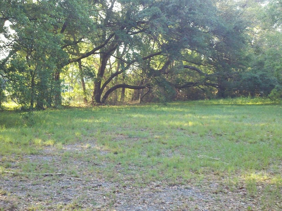 2nd image of 0 CIRCLE Circle E