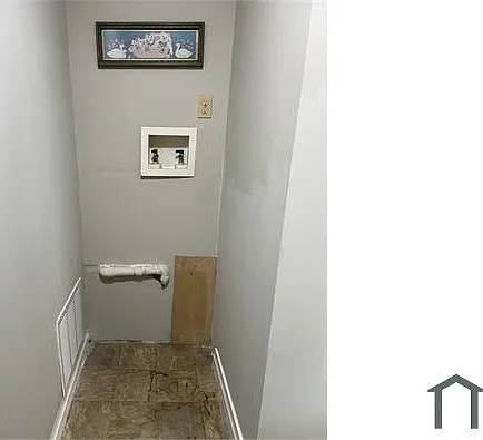 4 bed, 2200 sqft, $1,500 — Photo 4