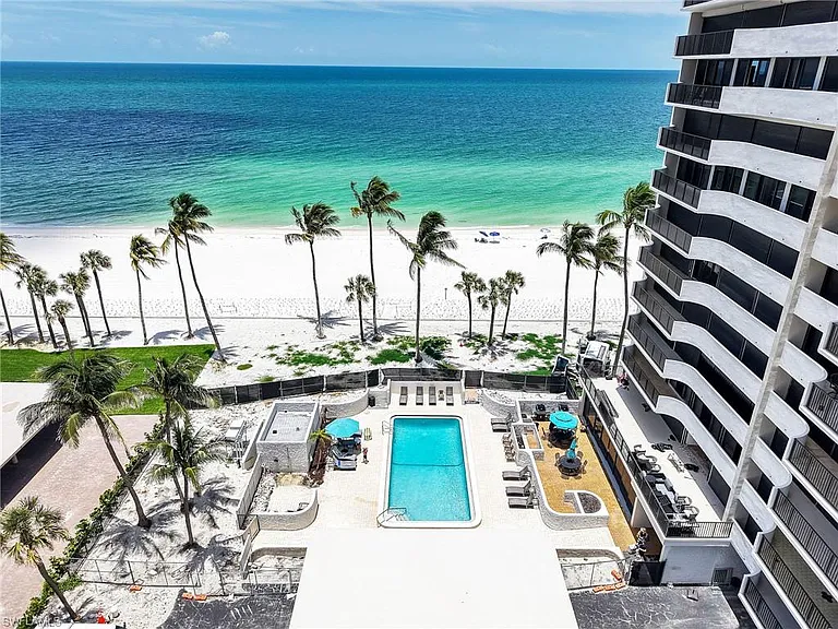 4005 Gulf Shore Blvd N #800 — Photo 8