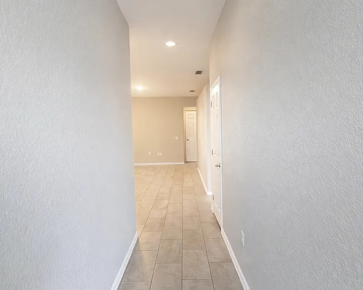 1192 Normandy Heights Cir — Photo 4