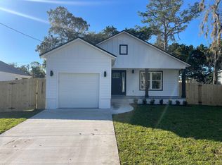 211 Estrada Ave, Saint Augustine, FL 32084