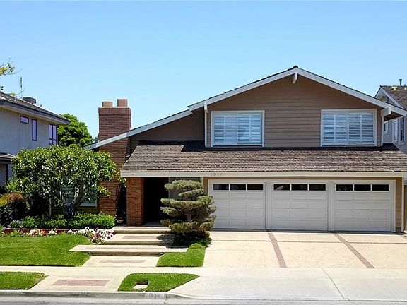 2nd image of 1934 Port Edward Pl