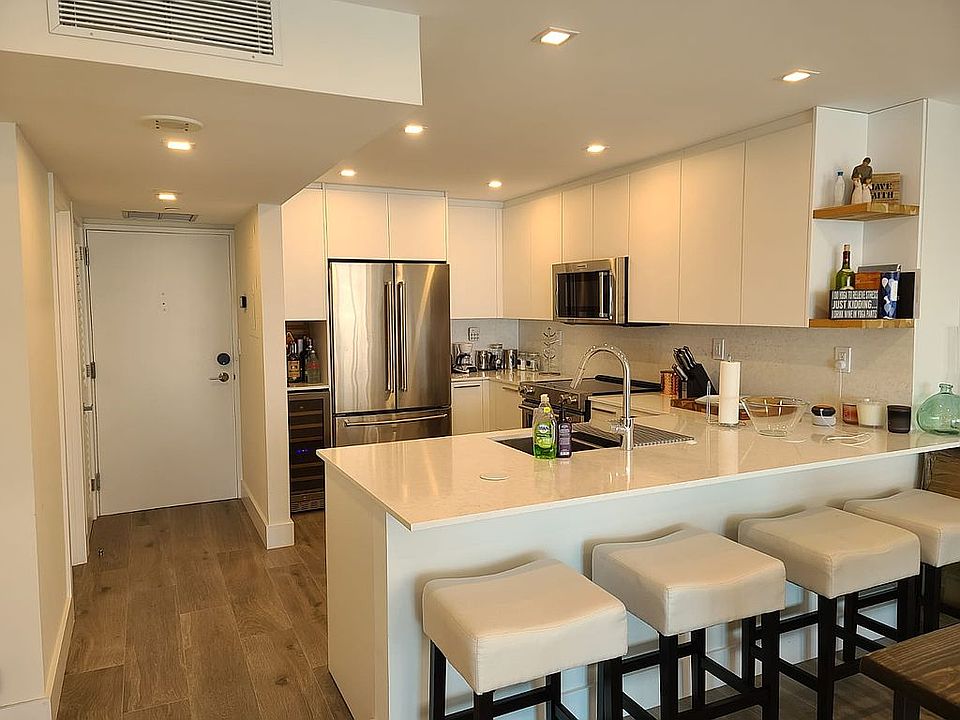 1st image of 1901 Brickell Ave #2304