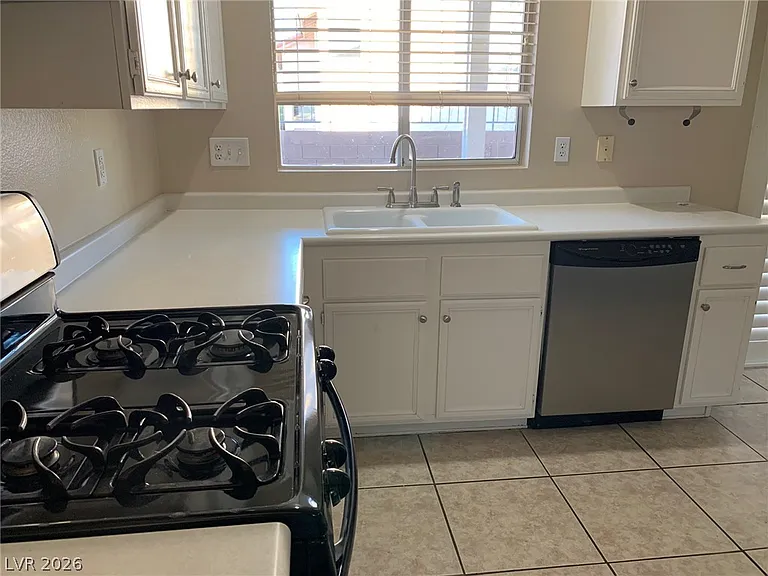 3346 Lark Bunting St — Photo 16