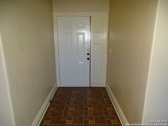 3rd image of 8514 GLEN CT