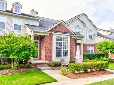 33103 Emma Cir, Walled Lake, MI, 48390