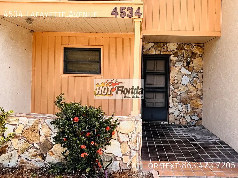 4534 Lafayette Ave — Photo 1
