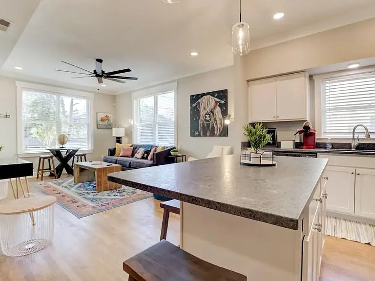 26 N McLean Blvd #101 — Photo 10