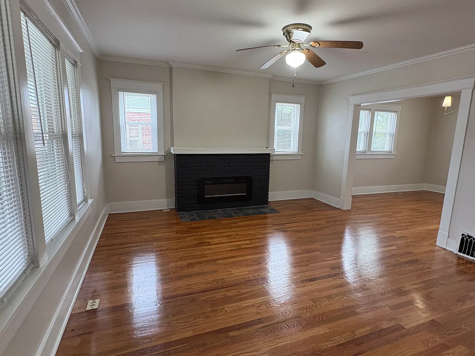 1815 Ella St — Photo 3