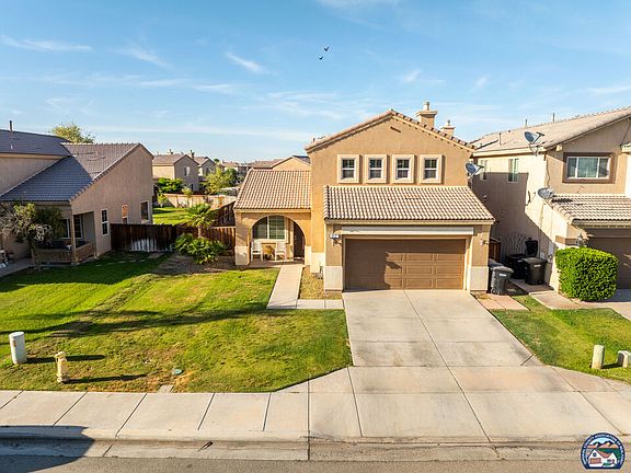 2nd image of 42 E Correll Rd