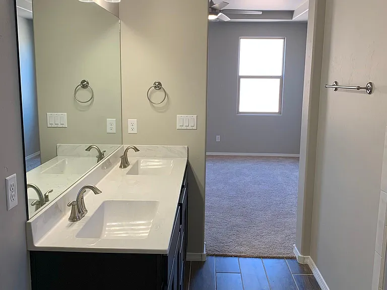 7116 Summit Ct NE — Photo 7