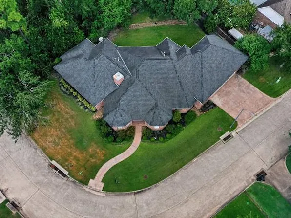 24602 W Kingscrest Cir, Spring, TX 77389