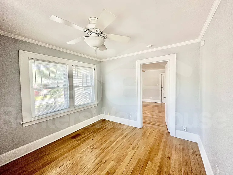 2300 Beaver Ave #4 — Photo 8