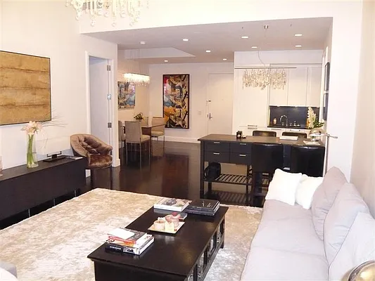 Rented by Sotheby's International Realty | media 16