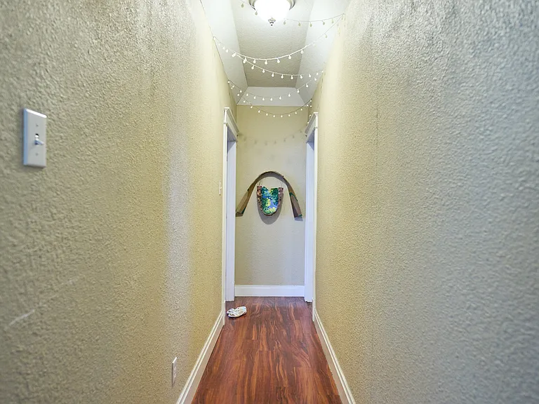 6145 Pershing Ave #1 — Photo 18