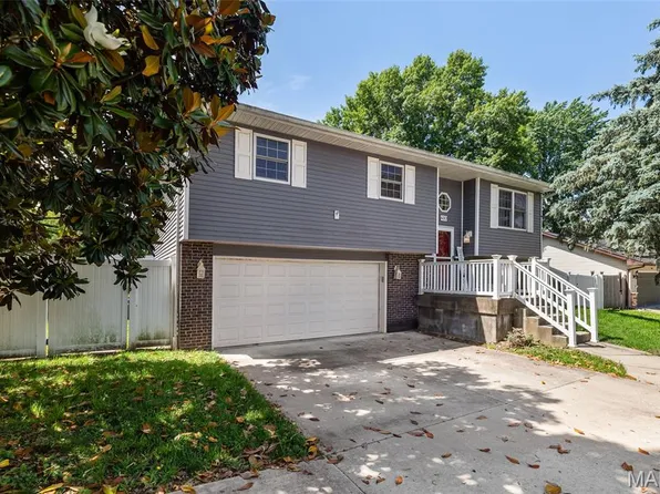 430 Reid Ave, Troy, IL 62294