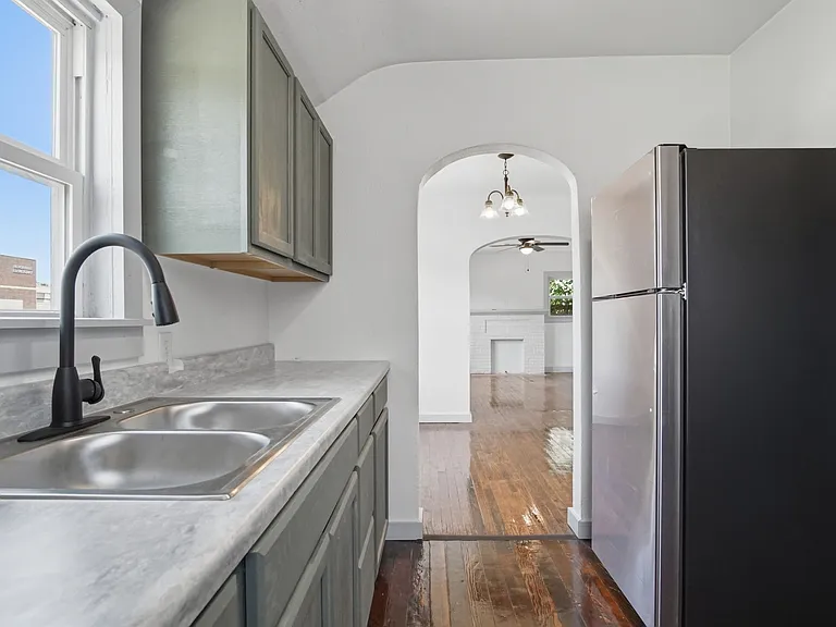 1236 SW 30th St — Photo 14