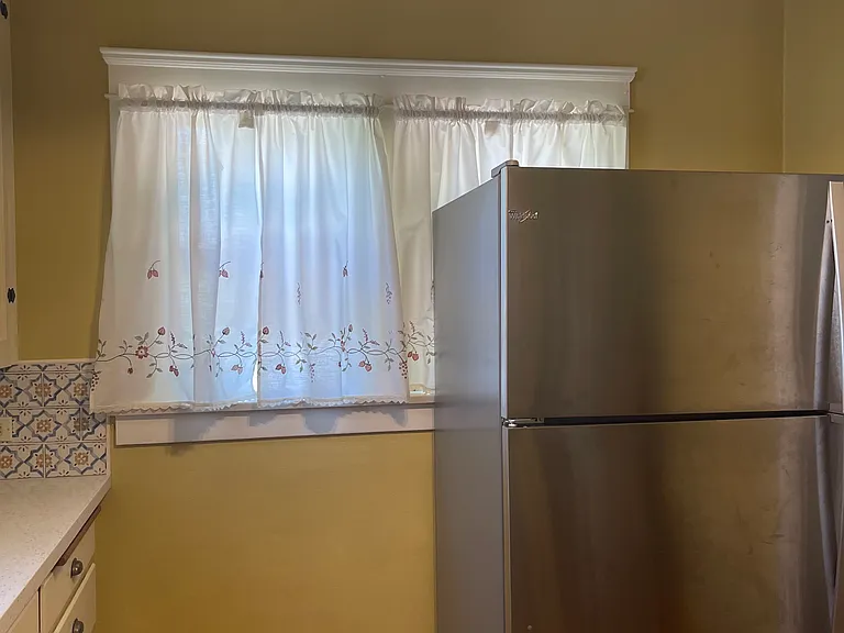 147 N Canyon Blvd #B — Photo 16