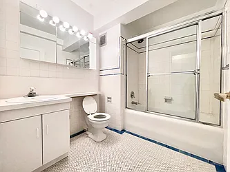 Rented by Manhattan Realty Group