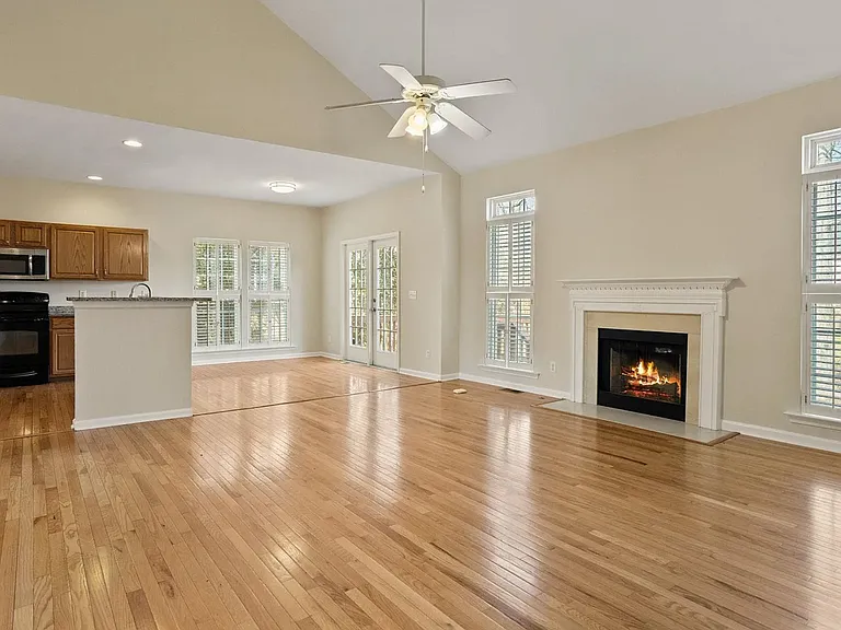 513 S Orchard Farms Ave — Photo 5