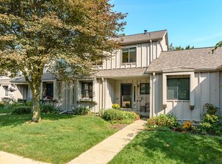 3754 Cedaridge Rd, Kalamazoo, MI 49008