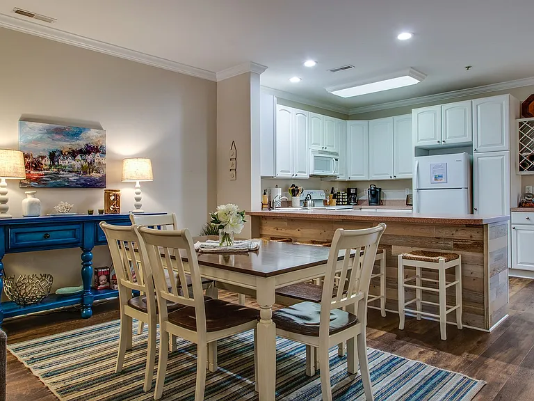 34341 Summerlyn Dr #302 — Photo 7