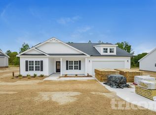 89 D L Phillips Ln, Broadway, NC 27505