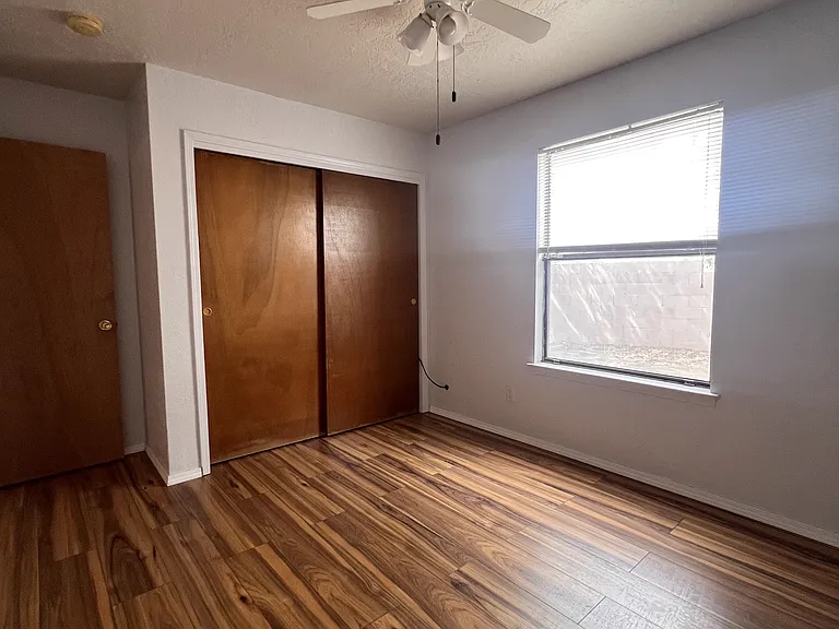 1070 Meadowlark Ct SE #1 — Photo 10