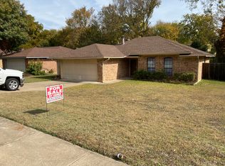 1530 Limetree Ln, Duncanville, TX 75137