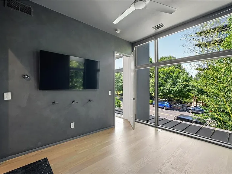715 Ralph McGill Blvd NE — Photo 34