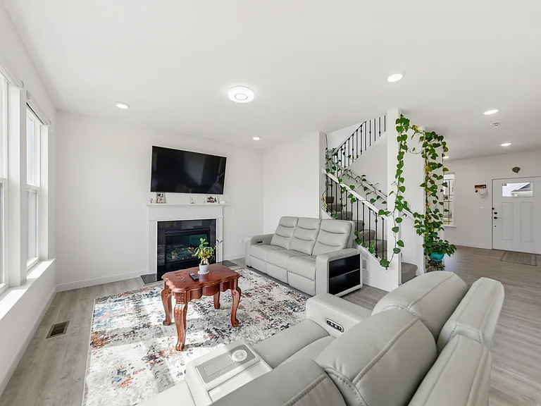 106 Sommerset Ct — Photo 10