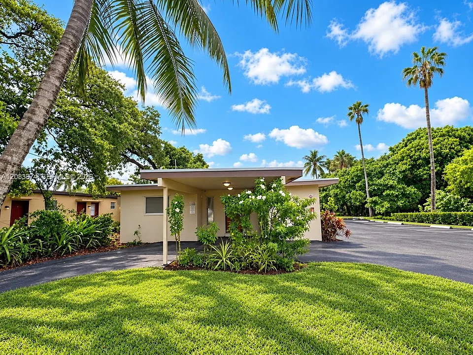 519 NW 23rd Ave
