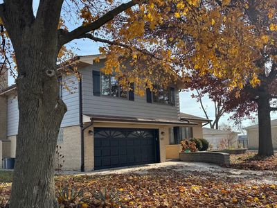 607 S Carol Ln, Mount Prospect, IL, 60056