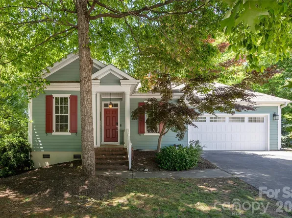 5 Hoolet Ct, Biltmore Lake, NC 28715