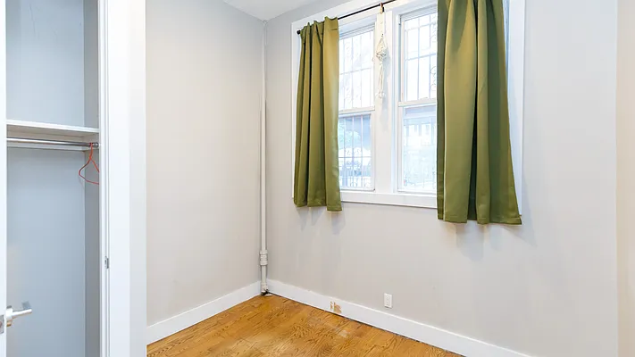 Rented by Nooklyn NYC LLC | media 22