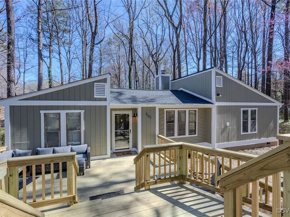 907 Arch Hill Pl, North Chesterfield, VA 23236
