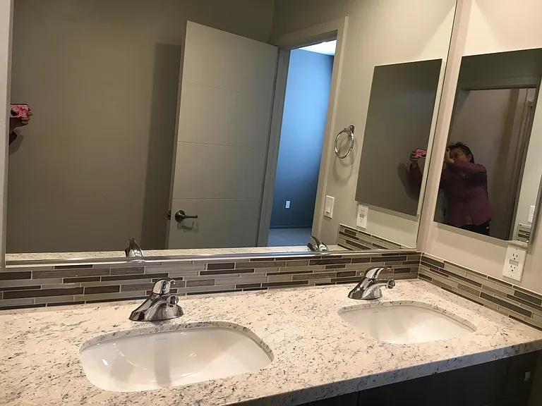 982 E Park Modern Dr — Photo 8