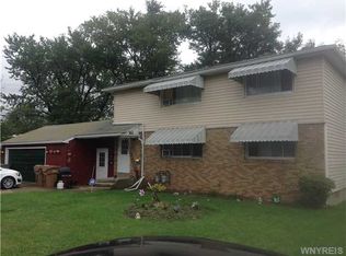 83 Beach Rd, Cheektowaga, NY 14225