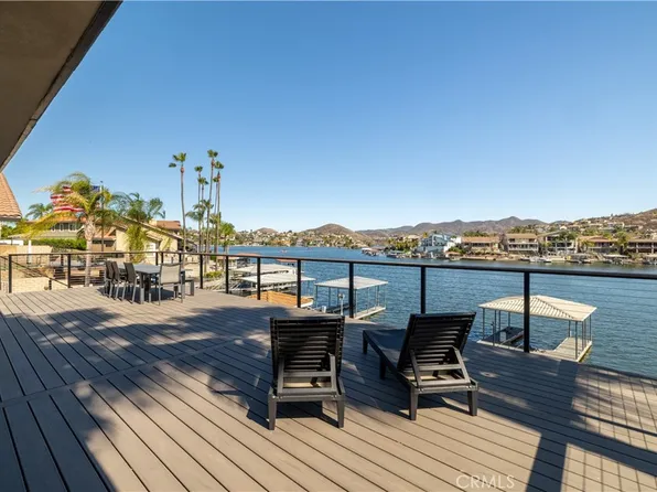 30240 Longhorn Dr, Canyon Lake, CA 92587