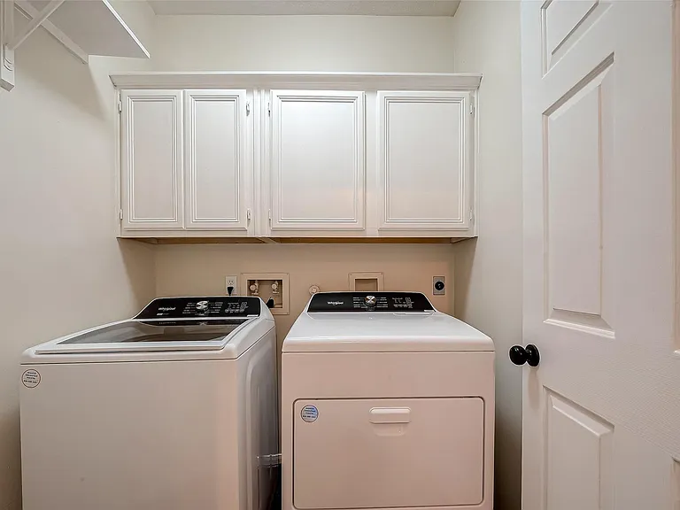 20819 Autumn Redwood Way — Photo 29