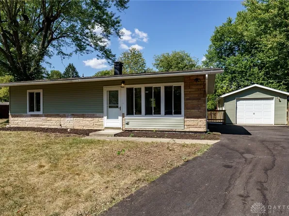 650 Keystone Ct, Yellow Springs, OH 45387