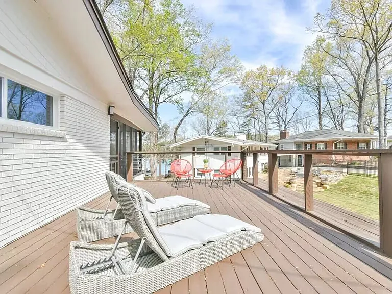 6830 Bailey Dr — Photo 30