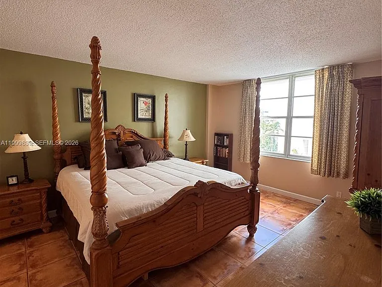3725 S Ocean Dr #421 — Photo 5