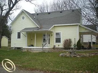 4118 School St photo 1