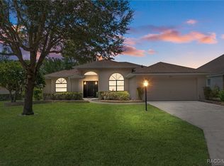 5961 W Douneray Loop, Crystal River, FL 34429