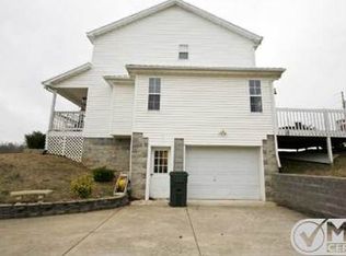 402 Scott Hollow Rd, Charlotte, TN 37036