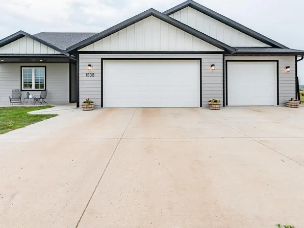 1538 18t Ave SW, Wilton, ND 58579