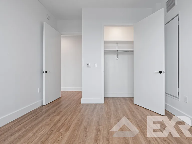 2230 Cropsey Ave #1902 — Photo 7
